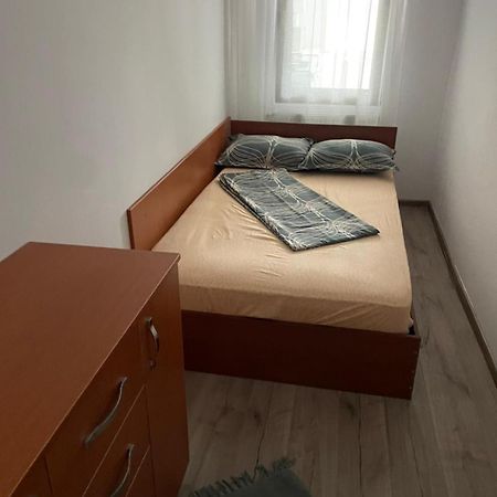 Propriete Ten - Close To University, Hospital And Downtown Iasi Ngoại thất bức ảnh