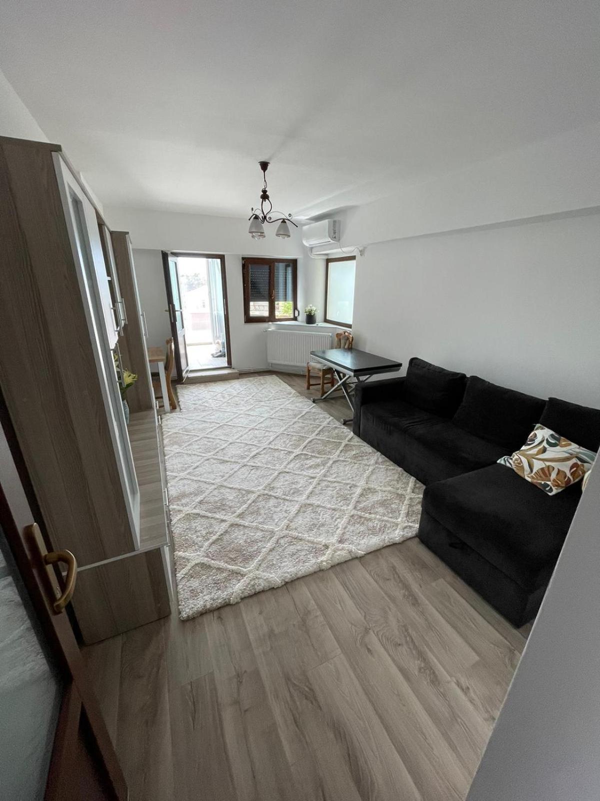 Propriete Ten - Close To University, Hospital And Downtown Iasi Ngoại thất bức ảnh